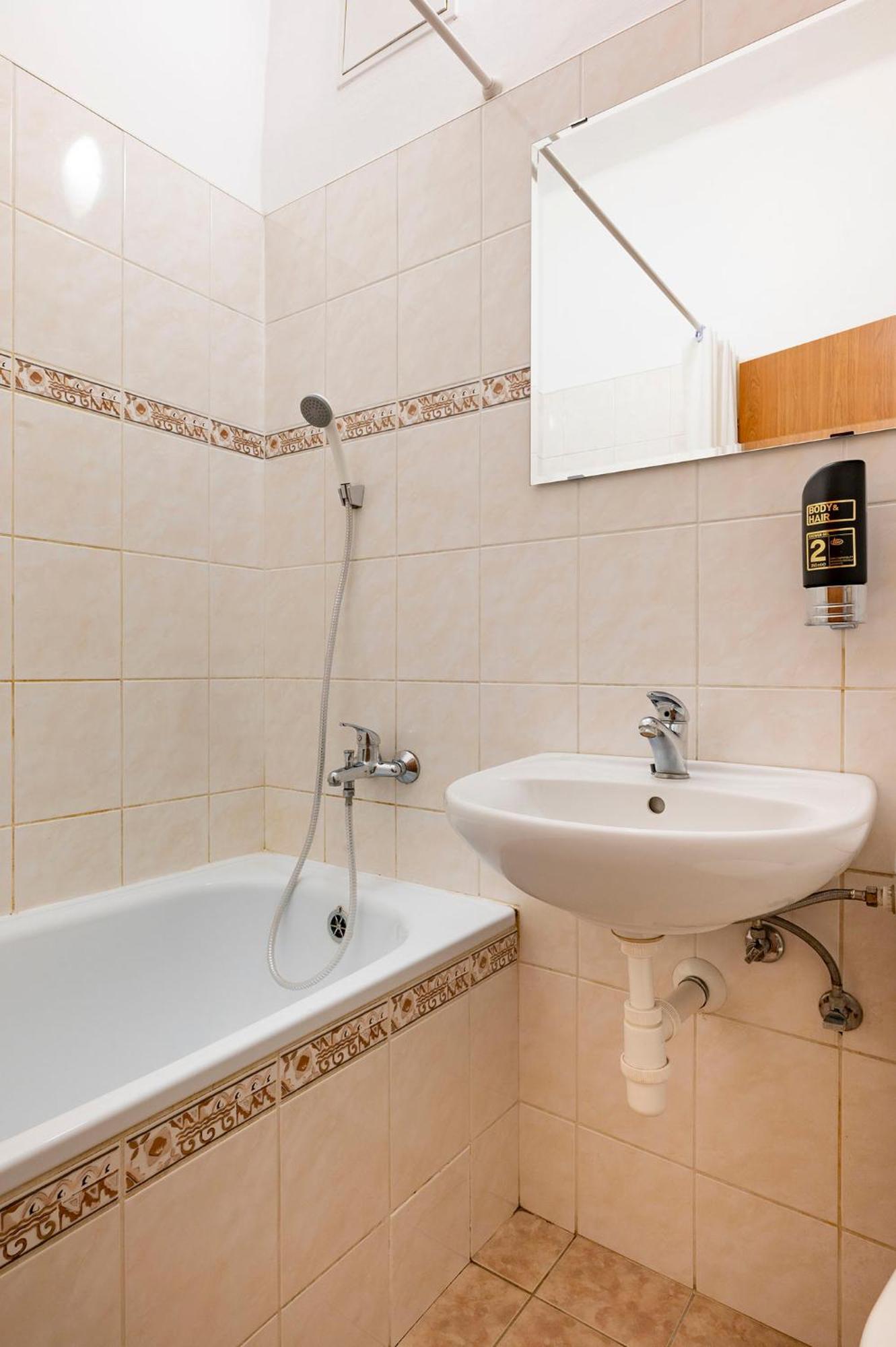 Hotel Veronika ออสตราวา ภายนอก รูปภาพ