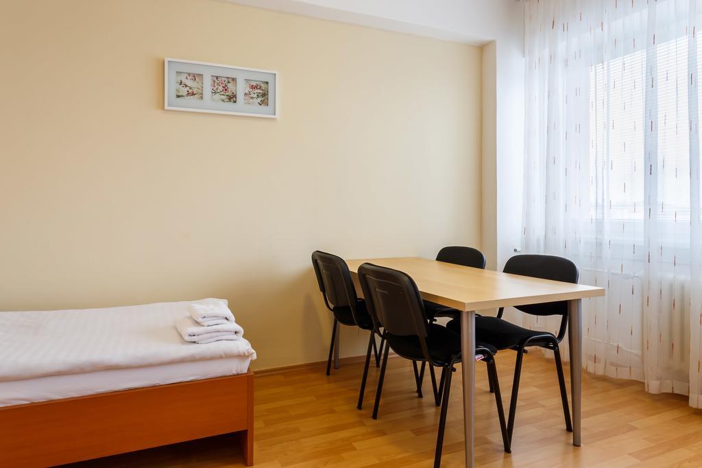 Hotel Veronika ออสตราวา ภายนอก รูปภาพ