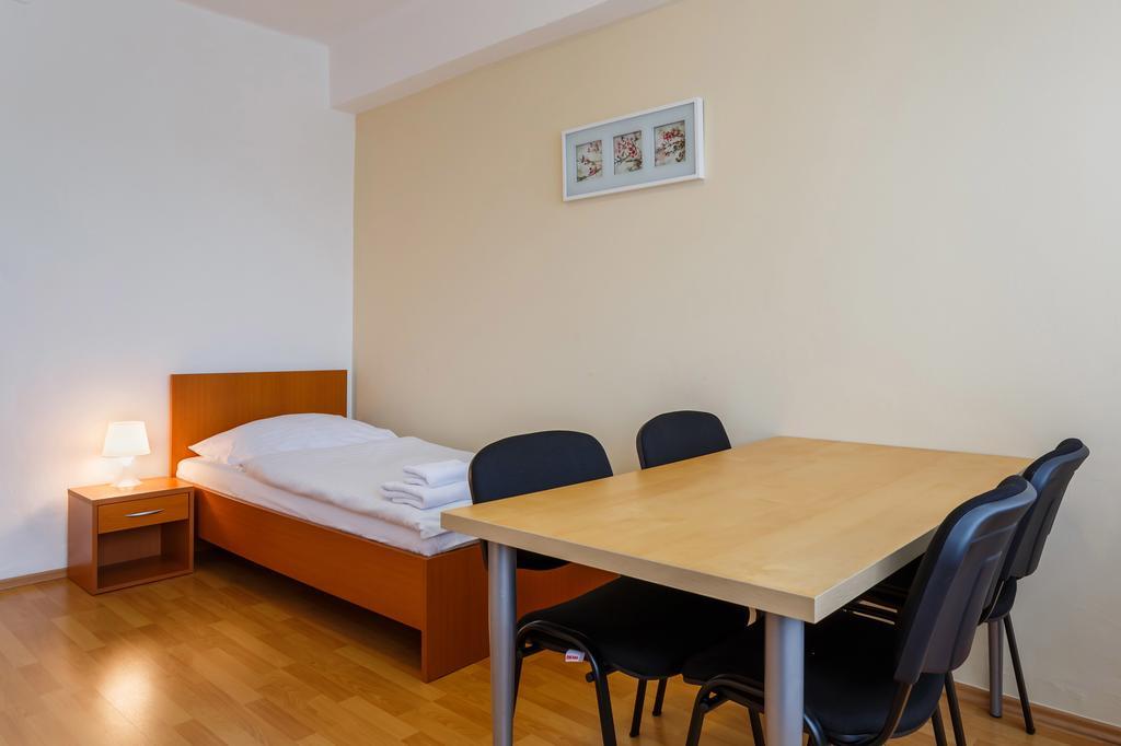 Hotel Veronika ออสตราวา ภายนอก รูปภาพ